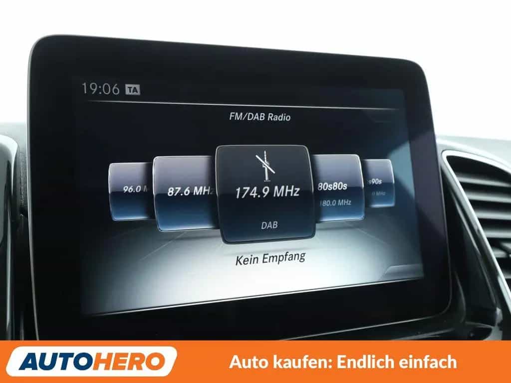 Mercedes-Benz GLE 400 4Matic Aut.*NAVI*LED*ACC*CAM* 05/2016-photo-20