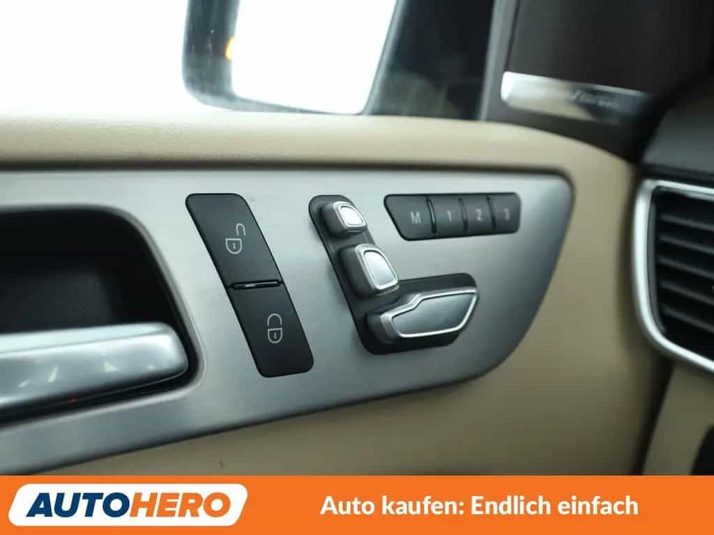 Mercedes-Benz GLE 400 4Matic Aut.*NAVI*LED*ACC*CAM* 05/2016-photo-26