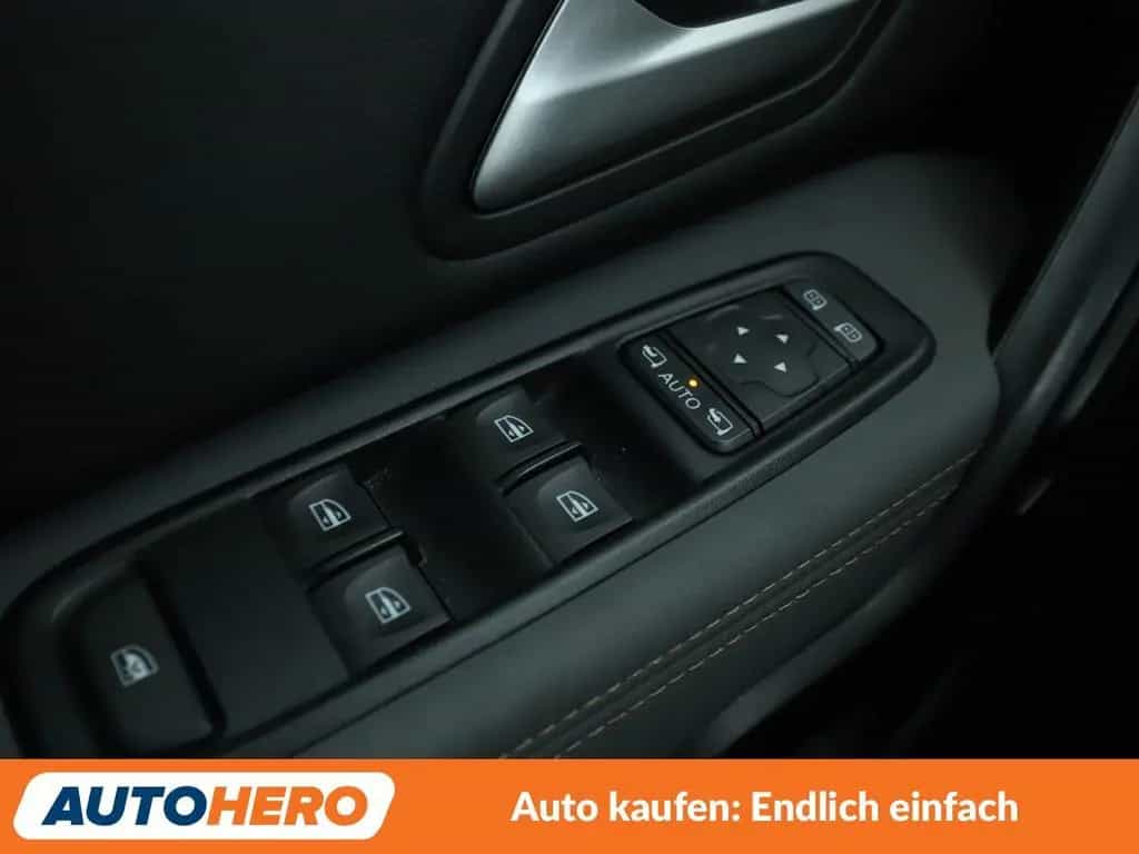 Dacia Duster 1.3 TCe Extreme Aut.*NAVI*CAM*TEMPO* 08/2023-photo-24