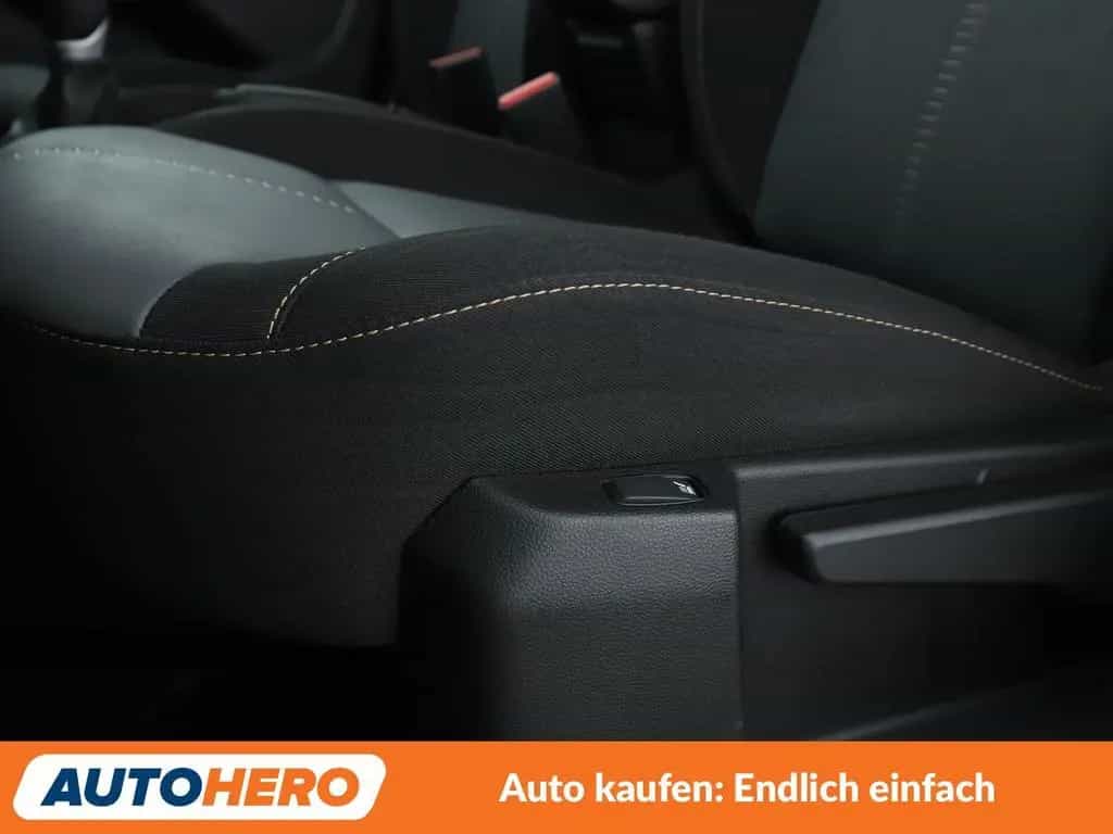 Dacia Duster 1.3 TCe Extreme Aut.*NAVI*CAM*TEMPO* 08/2023-photo-26