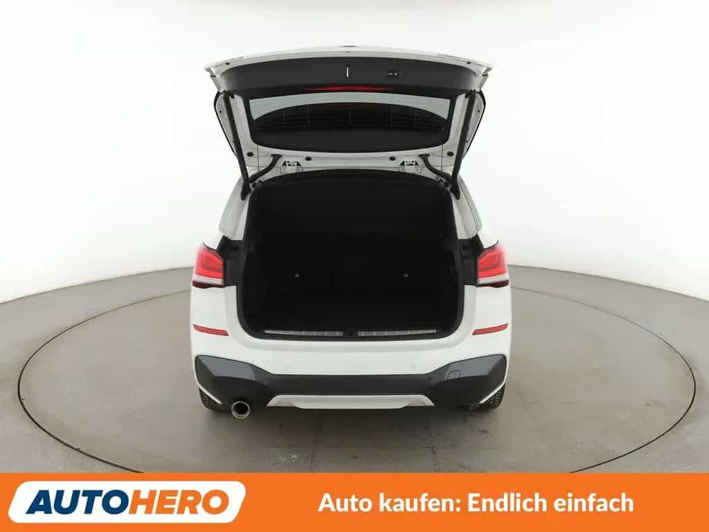 BMW X1 sDrive 18i M Sport Aut.*NAVI*LED*TEMPO*CAM* 04/2021-photo-16