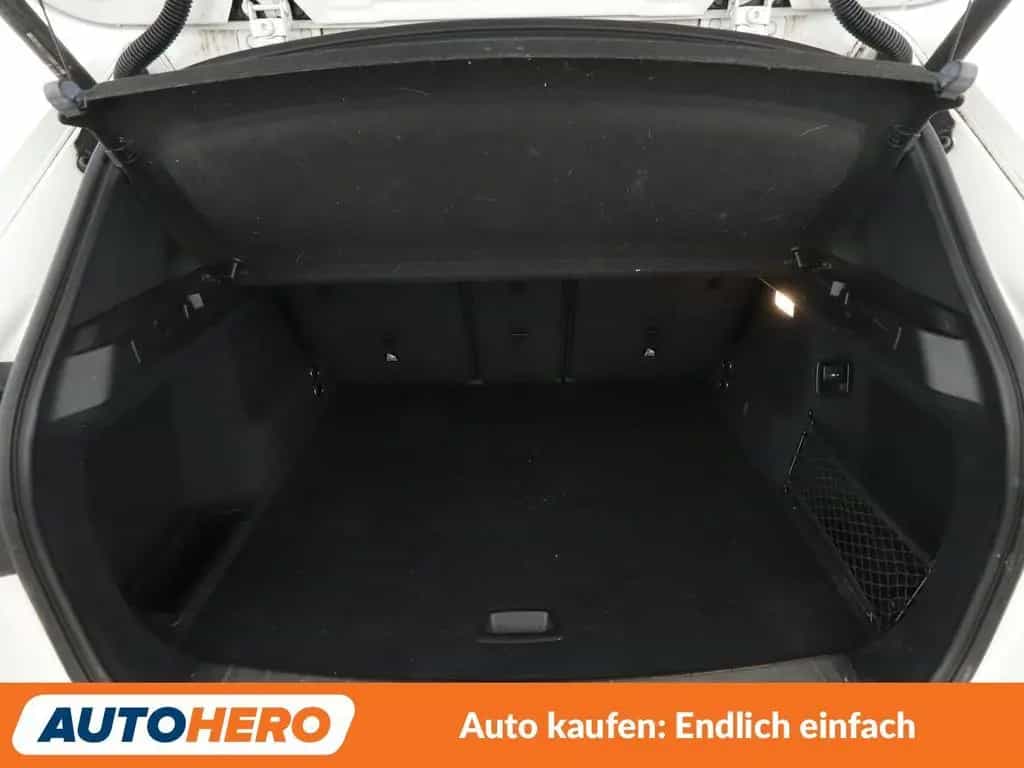 BMW X1 sDrive 18i M Sport Aut.*NAVI*LED*TEMPO*CAM* 04/2021-photo-17