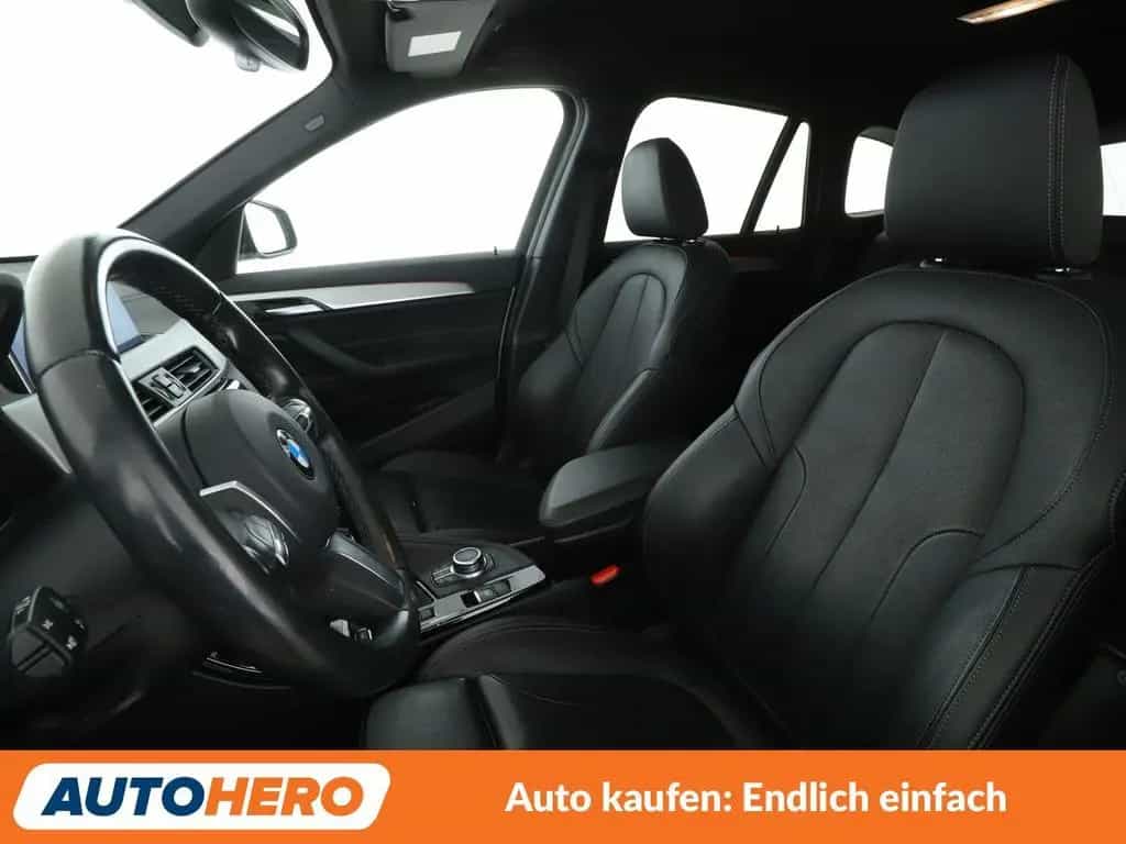 BMW X1 sDrive 18i M Sport Aut.*NAVI*LED*TEMPO*CAM* 04/2021-photo-9