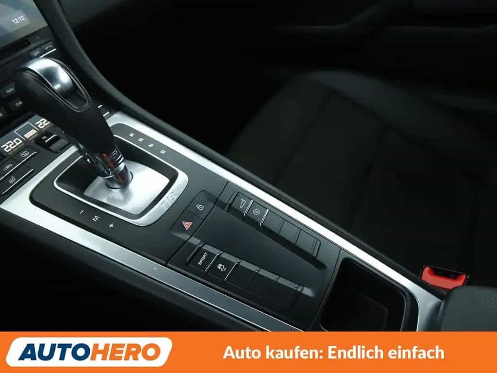 Porsche 2.0 Aut.*NAV*XENON*CAM*PDC*SHZ*ALU*KLIMA* 05/2022-photo-19