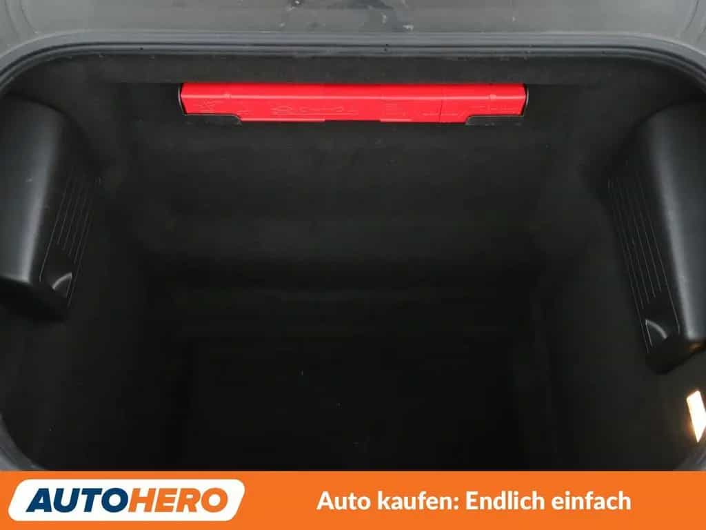 Porsche 2.0 Aut.*NAV*XENON*CAM*PDC*SHZ*ALU*KLIMA* 05/2022-photo-24
