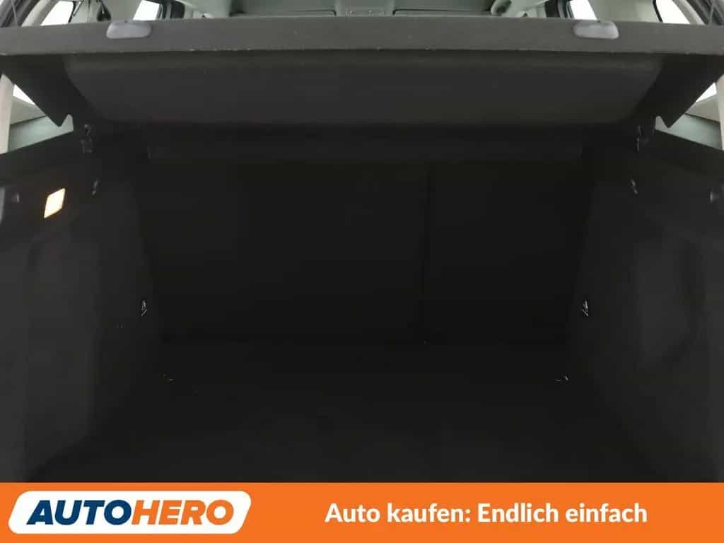 Dacia Duster 1.6 SCe Comfort*NAVI*TEMPO*PDC*AHK*LIM* 07/2019-photo-17