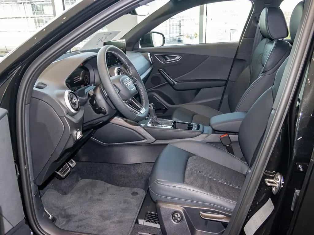Audi Q2 S line 40 TFSI quattro S tronic VC ACC SONOS 06/2025-photo-17