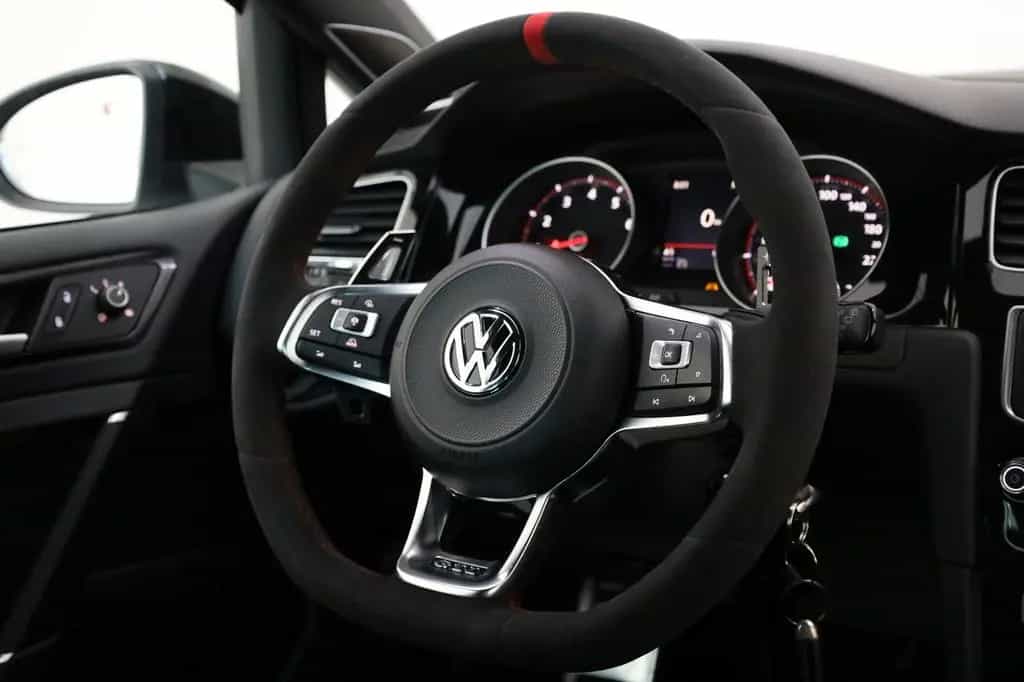 Volkswagen Golf VII Lim. GTI Clubsport Leder,Navi,Xenon,SD 09/2016-photo-10
