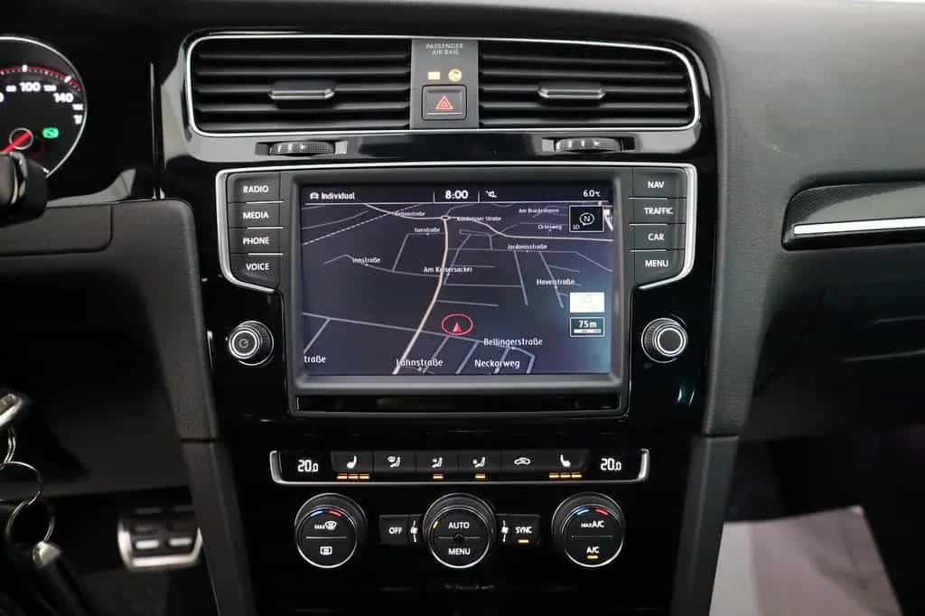 Volkswagen Golf VII Lim. GTI Clubsport Leder,Navi,Xenon,SD 09/2016-photo-17