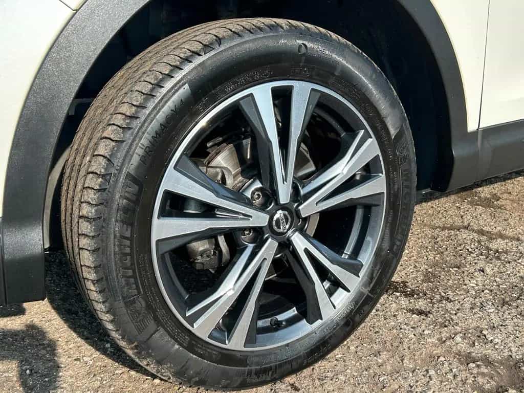 Nissan Qashqai 1.3 DIG-T Shiro Klimaauto Kamera 02/2021-photo-8