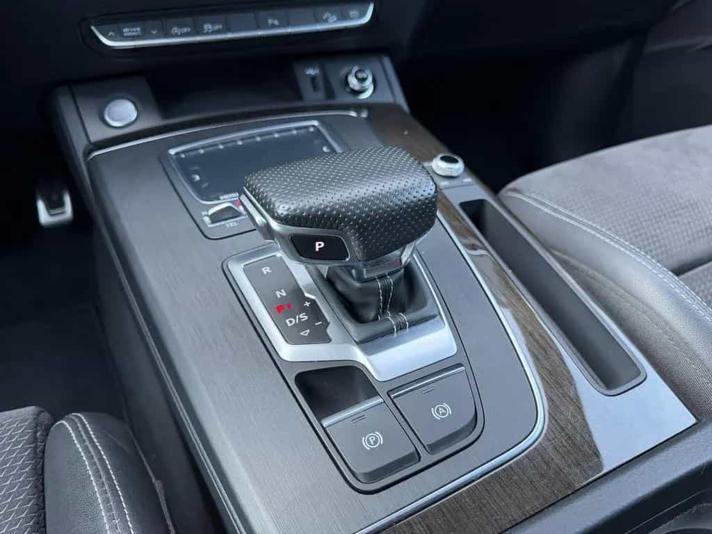 Audi Q5 50 TDI Quattro Sport*S Line*Matrix*AHK* 08/2019-photo-17
