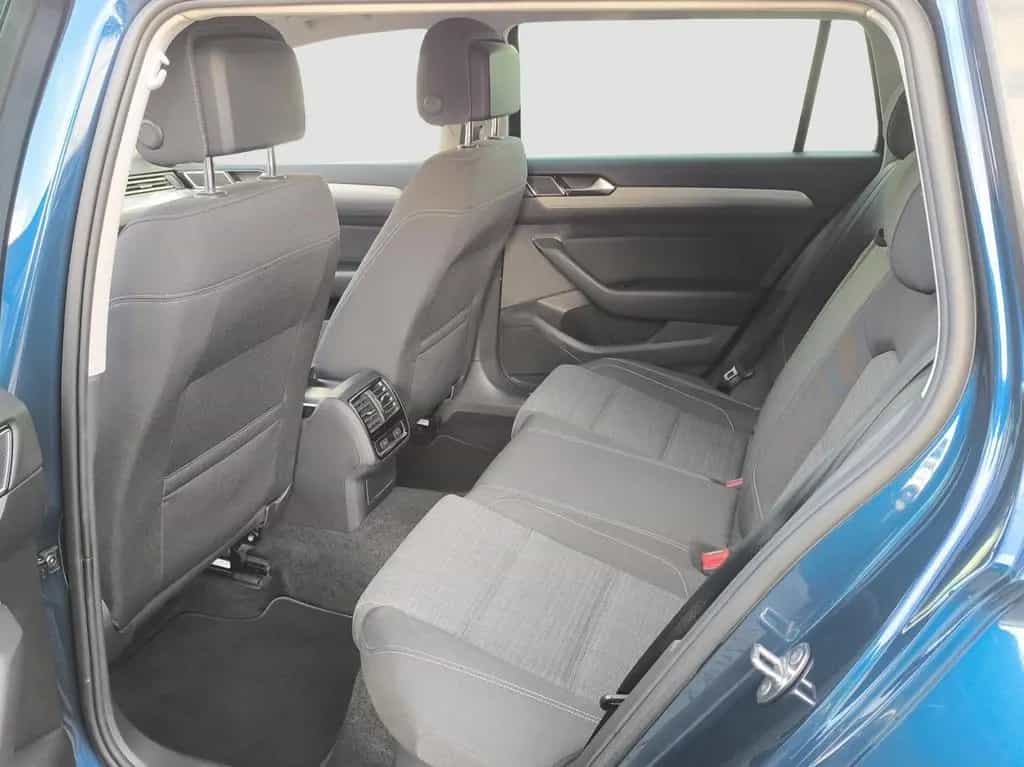 Volkswagen Passat Variant 1.5 TSI DSG Business AHK NAVI PDC 06/2021-photo-14