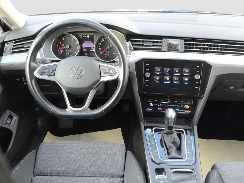 Volkswagen Passat Variant 1.5 TSI DSG Business AHK NAVI PDC 06/2021-photo-15