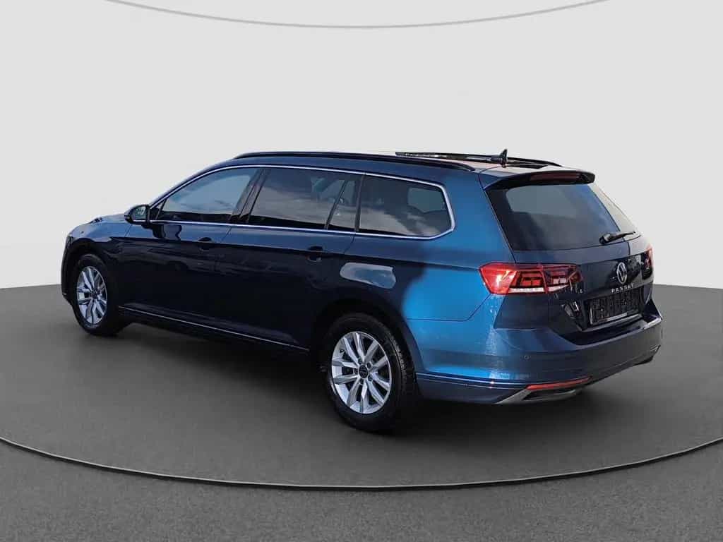 Volkswagen Passat Variant 1.5 TSI DSG Business AHK NAVI PDC 06/2021-photo-7