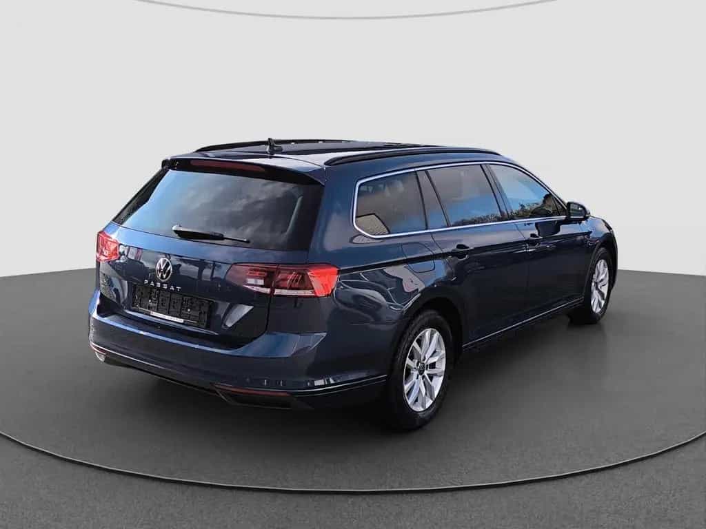 Volkswagen Passat Variant 1.5 TSI DSG Business AHK NAVI PDC 06/2021-photo-9
