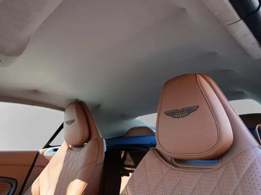 Aston Martin DB12 Volante Titanium Grey / Q- Centenary Saddle 03/2025-photo-42