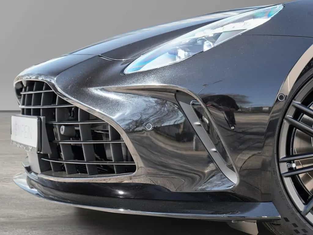 Aston Martin V8 Vantage Vantage Roadster Onyx Black / Onyx Black null-photo-19