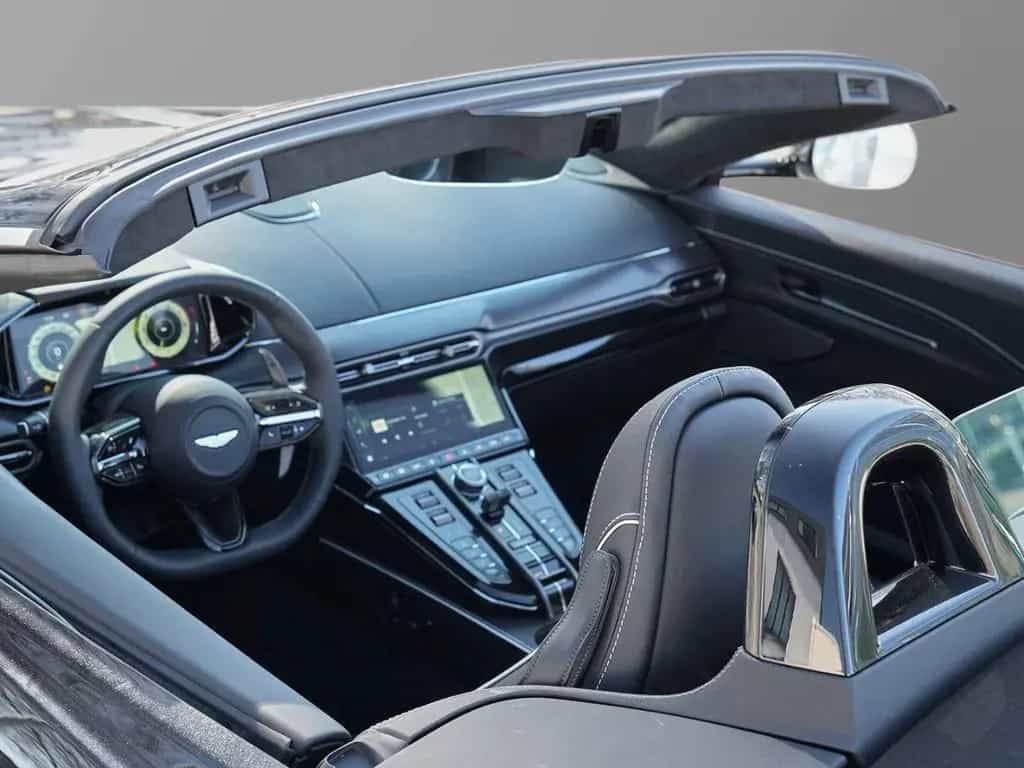 Aston Martin V8 Vantage Vantage Roadster Onyx Black / Onyx Black null-photo-27