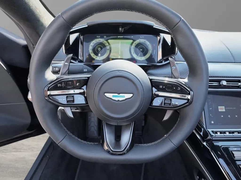 Aston Martin V8 Vantage Vantage Roadster Onyx Black / Onyx Black null-photo-34