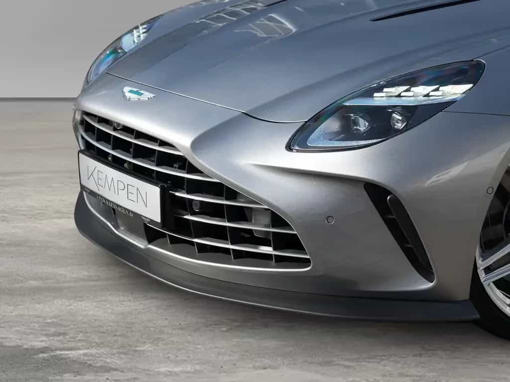 Aston Martin V8 Vantage Vantage Aluminite Silver / Sage Green null-photo-9