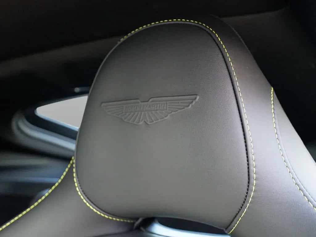 Aston Martin V8 Vantage Vantage Titanium Grey / Onyx Black 02/2026-photo-20