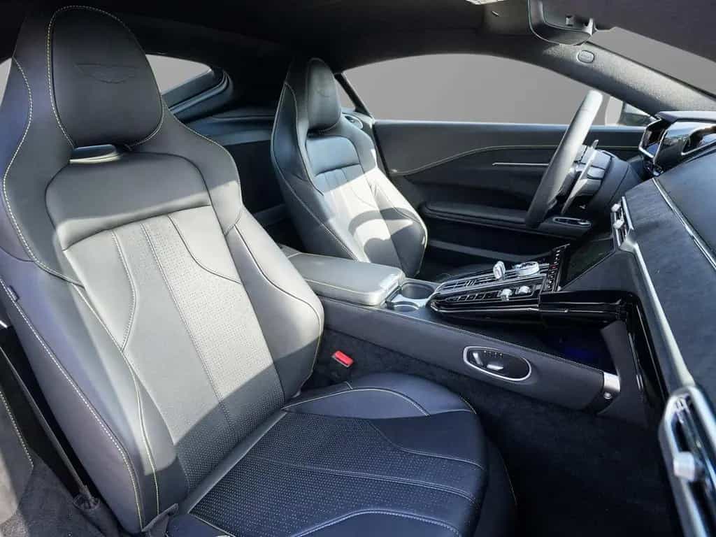 Aston Martin V8 Vantage Vantage Titanium Grey / Onyx Black 02/2026-photo-28