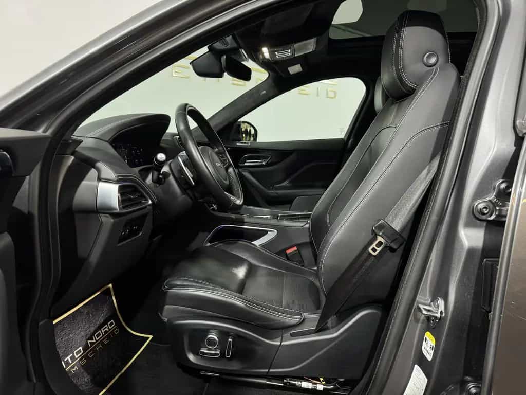 Jaguar F-Pace R-Sport AWD*Pano*LED*Ambiente*Kamera*LED* 03/2019-photo-13