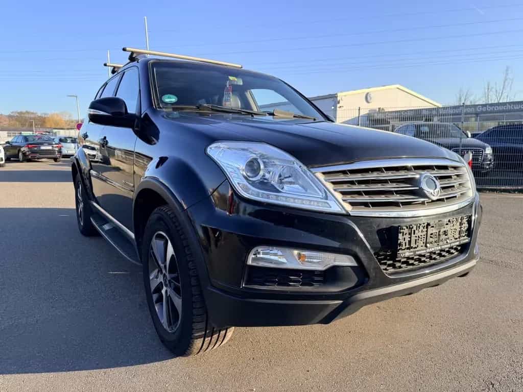Ssangyong REXTON Rexton W Sapphire 4WD 7 Sitzer 03/2016-photo-0