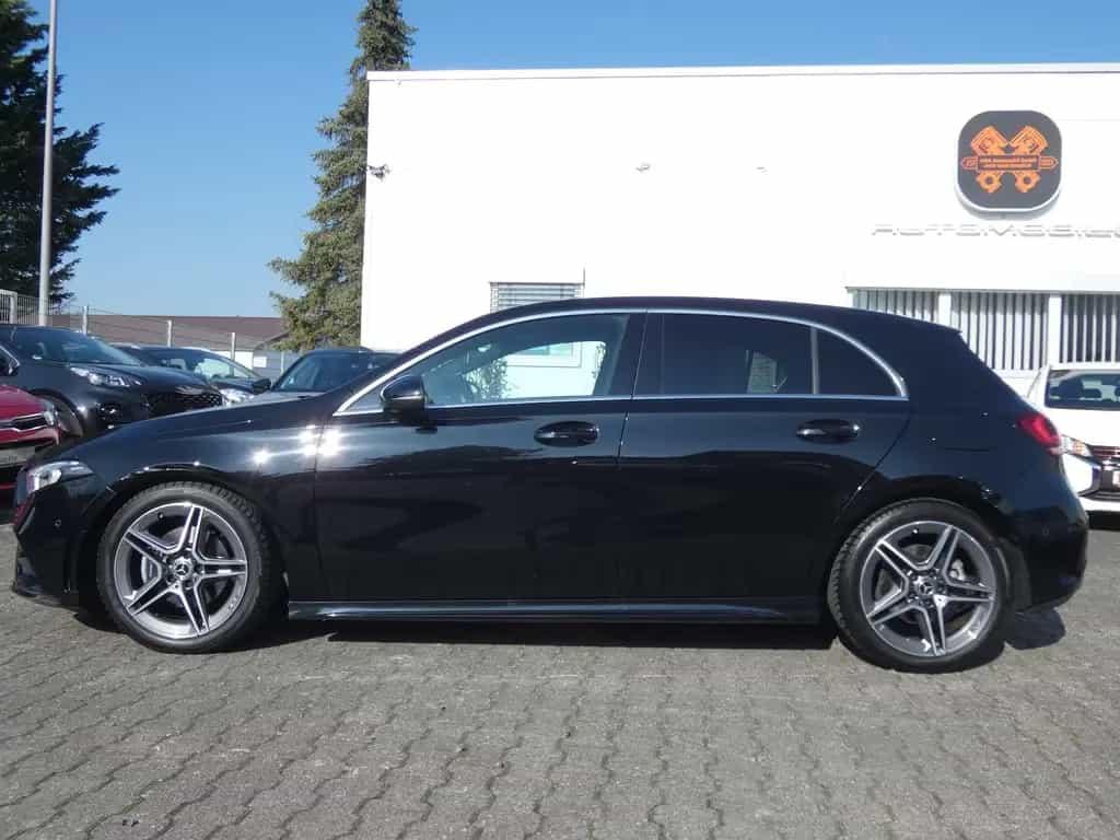 Mercedes-Benz A 200 AMG-Line *NAVI*ALU*KAMERA*AHK* 12/2020-photo-2