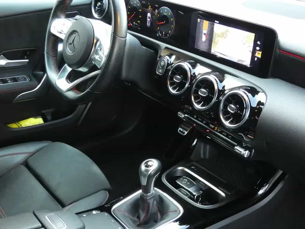 Mercedes-Benz A 200 AMG-Line *NAVI*ALU*KAMERA*AHK* 12/2020-photo-22