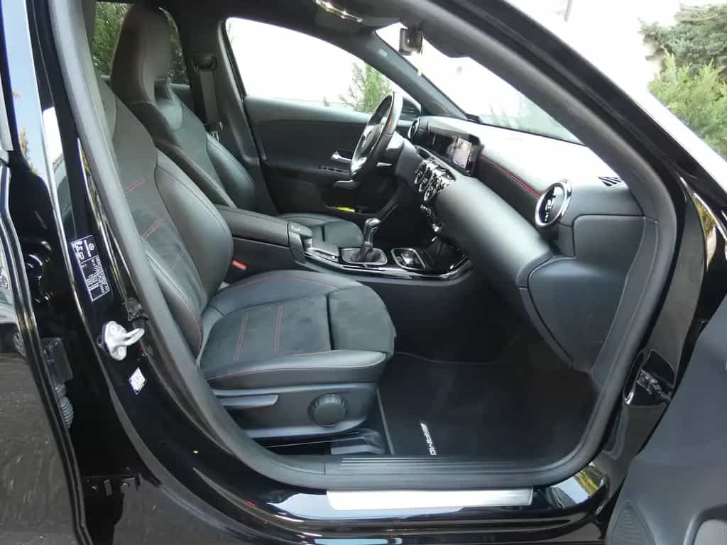 Mercedes-Benz A 200 AMG-Line *NAVI*ALU*KAMERA*AHK* 12/2020-photo-23