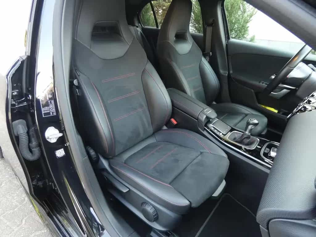 Mercedes-Benz A 200 AMG-Line *NAVI*ALU*KAMERA*AHK* 12/2020-photo-24