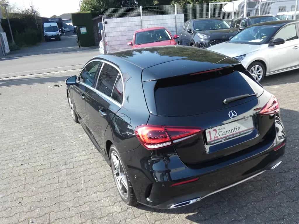 Mercedes-Benz A 200 AMG-Line *NAVI*ALU*KAMERA*AHK* 12/2020-photo-4