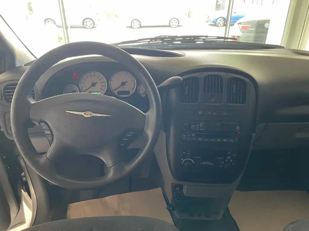Chrysler Grand Voyager SE 2.8 CRD*1.HAND*TÜV NEU*8xALU 07/2005-photo-10