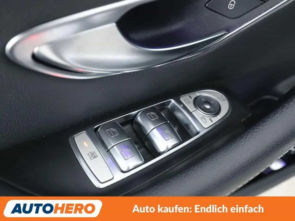 Mercedes-Benz E 220 d Avantgarde Aut.*NAV*LED*TEMP*CAM*PDC*SHZ 07/2019-photo-23