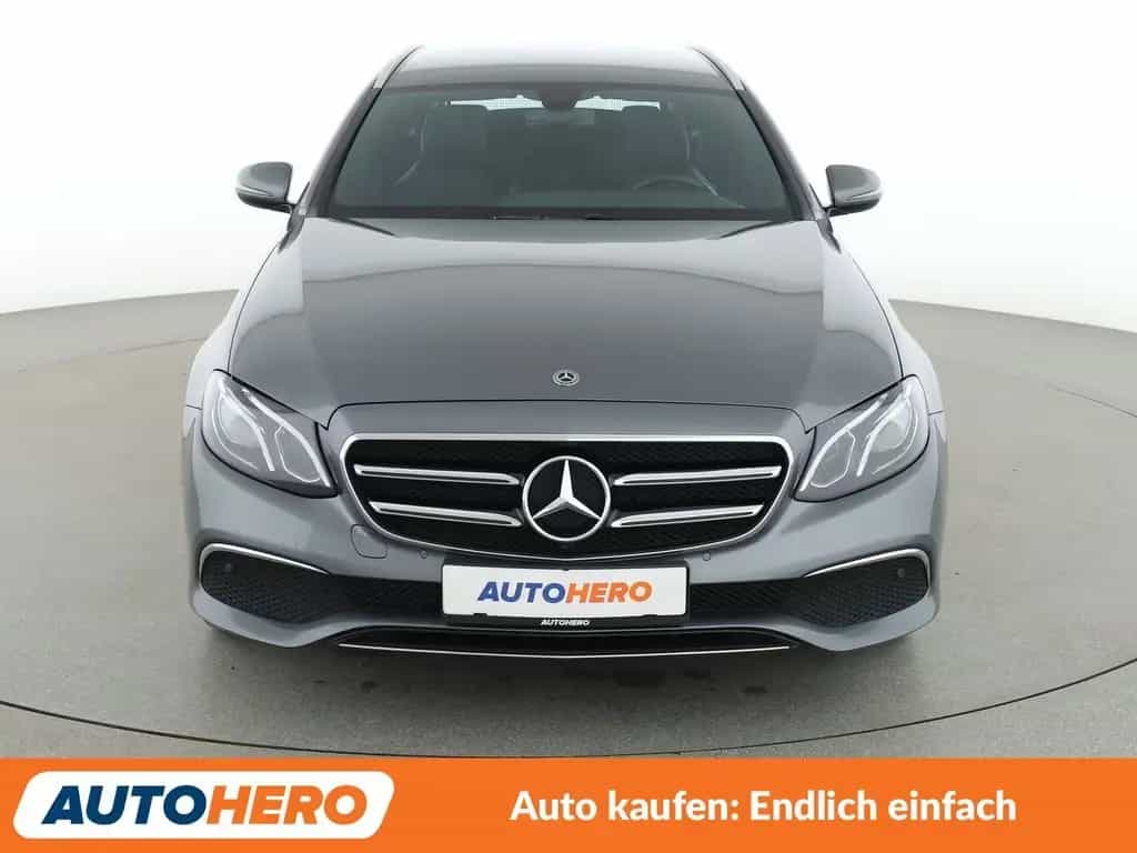 Mercedes-Benz E 220 d Avantgarde Aut.*NAV*LED*TEMP*CAM*PDC*SHZ 07/2019-photo-8