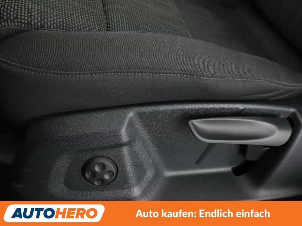Audi Q3 1.4 TFSI ACT Sport Aut.*XENON*NAVI*TEMPO*PDC* 03/2018-photo-26