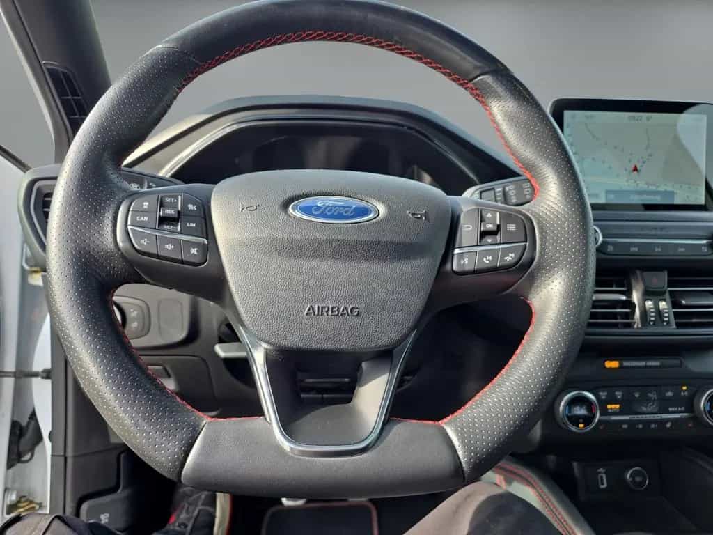 Ford Focus ST-Line PANORAMA-SCHIEBEDACH+NAVI+PDC 04/2019-photo-9