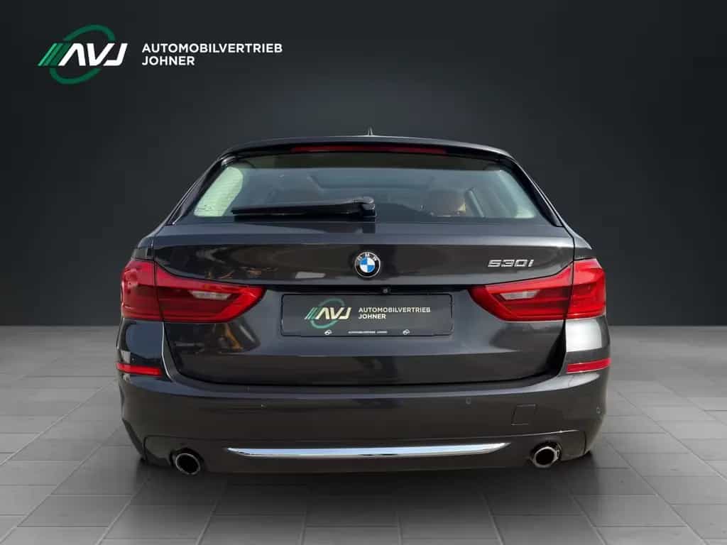 BMW 5 Series 530i Luxury Line | Leder+Memory | HuD | ACC 12/2017-photo-3