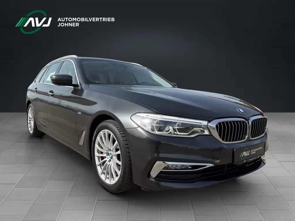 BMW 5 Series 530i Luxury Line | Leder+Memory | HuD | ACC 12/2017-photo-6
