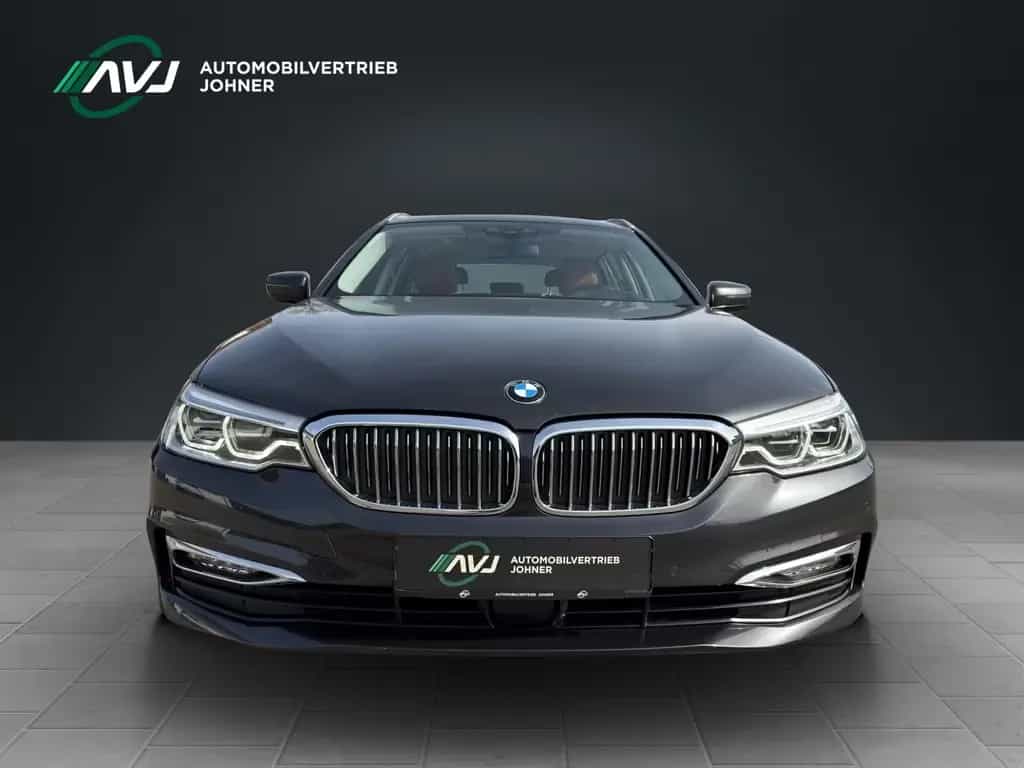 BMW 5 Series 530i Luxury Line | Leder+Memory | HuD | ACC 12/2017-photo-7