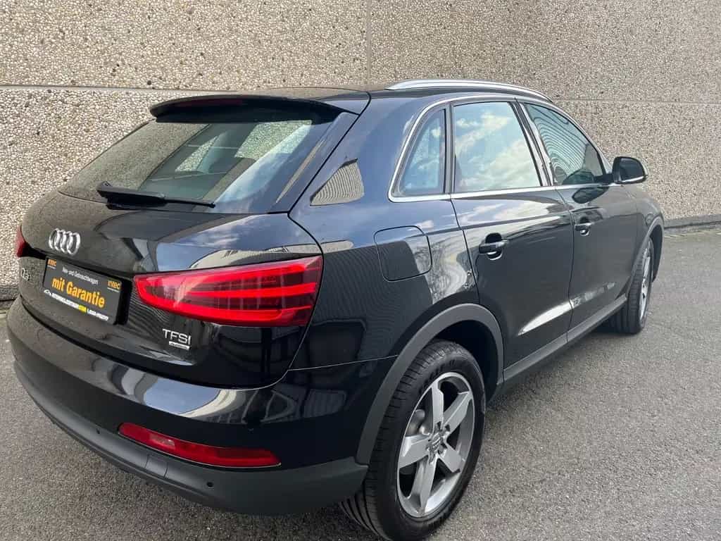 Audi Q3 2.0 TFSI quattro*1.Hd*Garantie 05/2012-photo-1