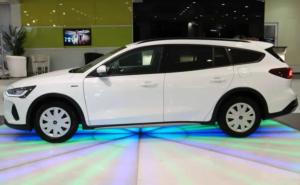 Ford Focus Turnier Active*1HD*NAVI*SHZ*ALU*KLIMAAUT* 12/2022-photo-3