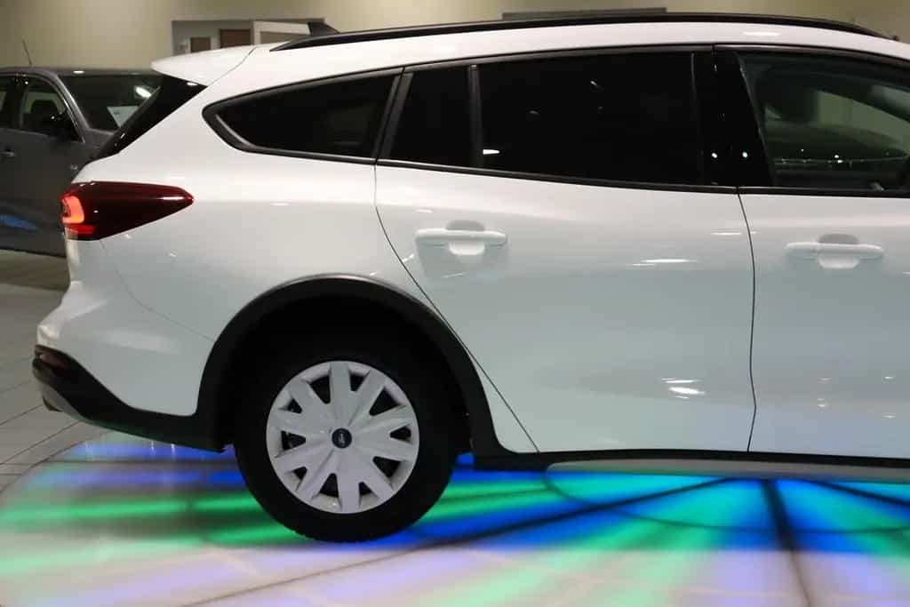 Ford Focus Turnier Active*1HD*NAVI*SHZ*ALU*KLIMAAUT* 12/2022-photo-9