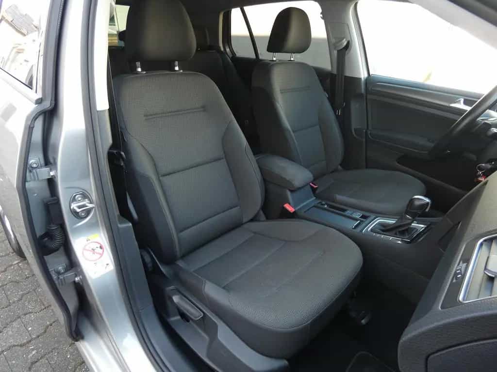 Volkswagen Golf Automatik Comfortline *KLIMA*ALU*PDC* 04/2018-photo-24