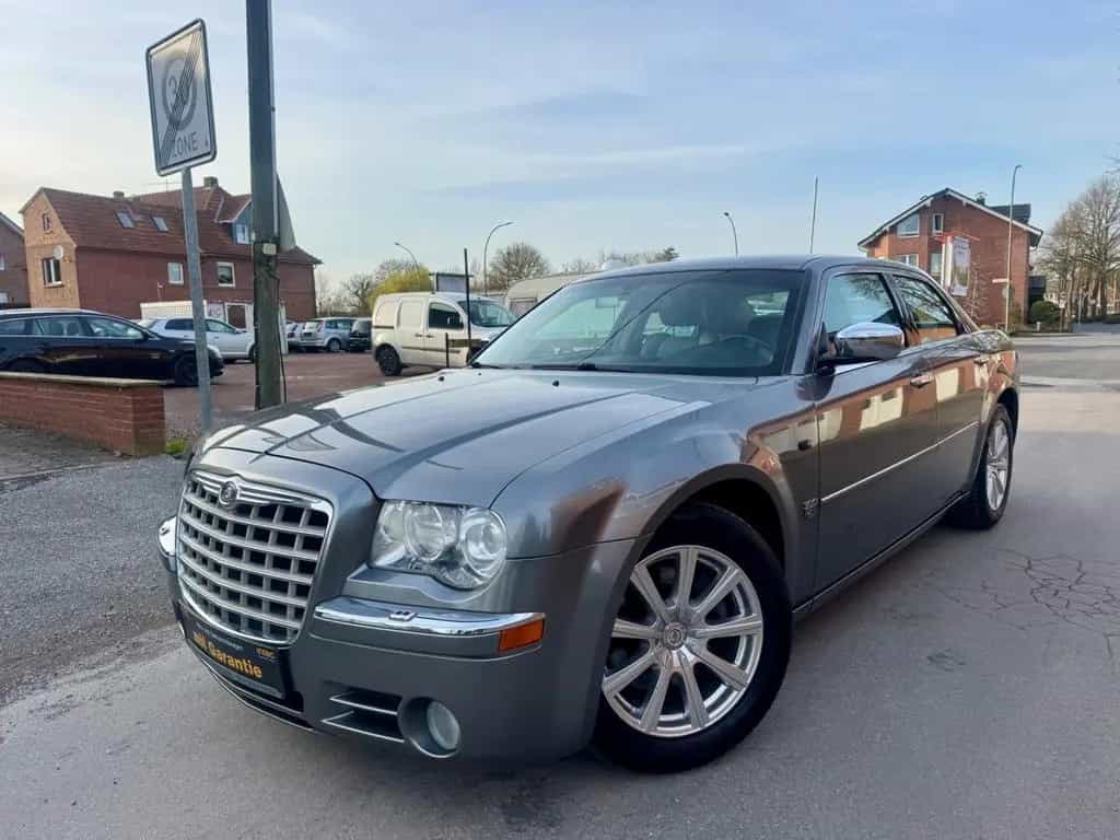 Chrysler 300C 3.0 CRD*GARANTIE*VOLL AUSSTATTUNG*TÜV* 11/2007-photo-1