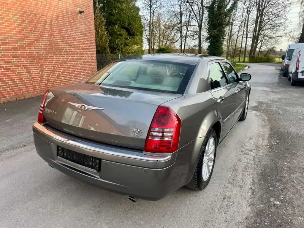 Chrysler 300C 3.0 CRD*GARANTIE*VOLL AUSSTATTUNG*TÜV* 11/2007-photo-9
