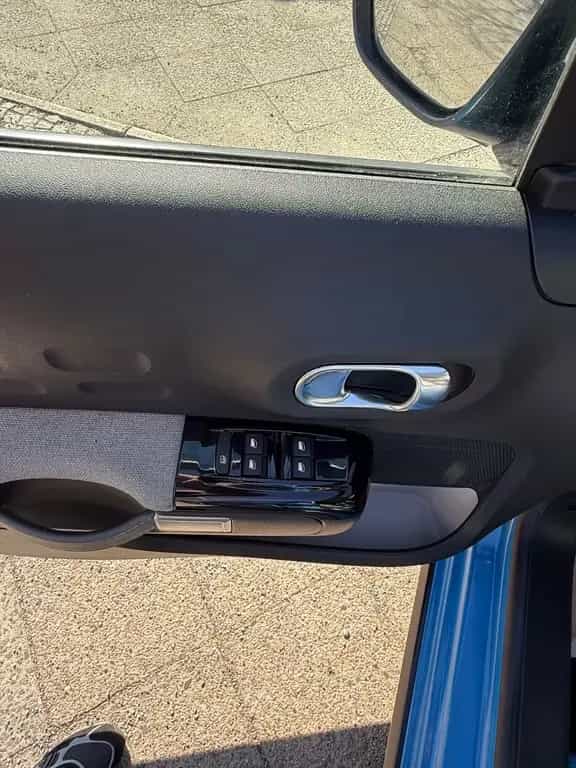 Citroën C3 Shine LED NAVI ASSISTENZ CARPLAY Kam Temp 10/2018-photo-10