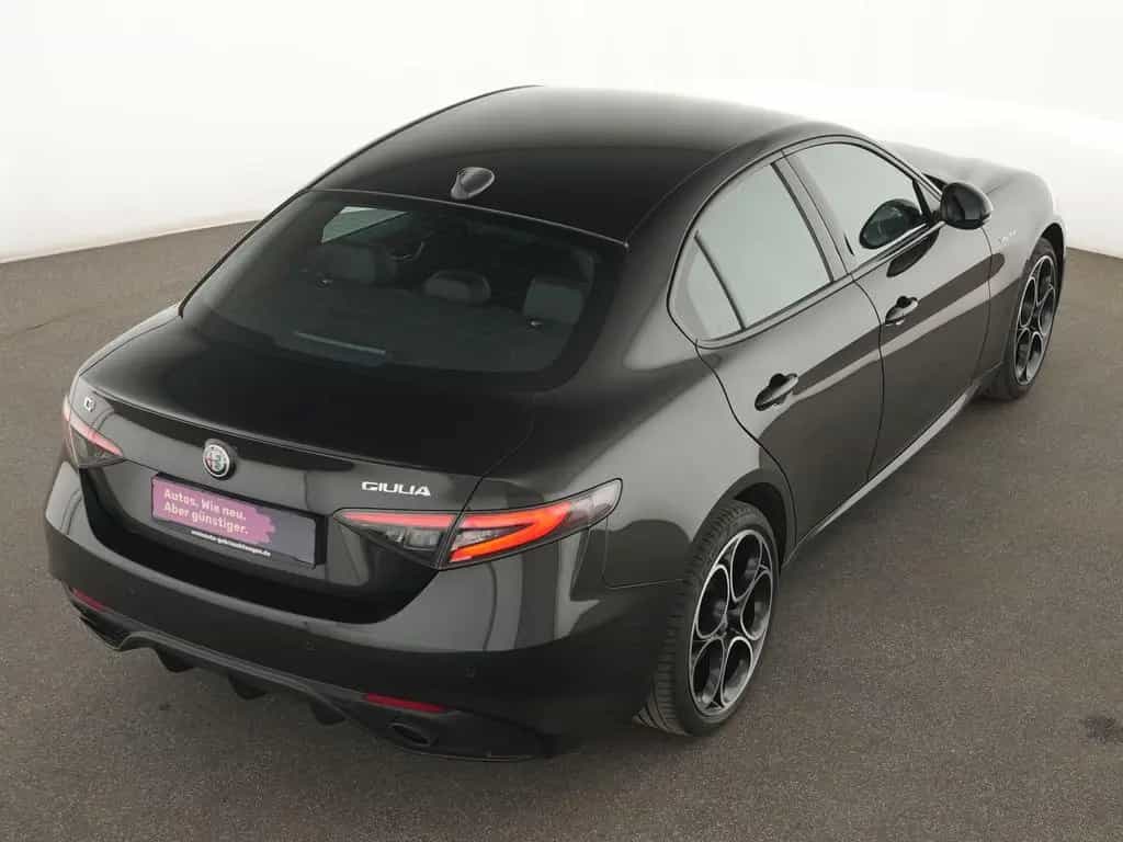 Alfa Romeo Giulia Veloce Q4 Matrix-LED|Rückfahrkamera|ACC 02/2024-photo-11