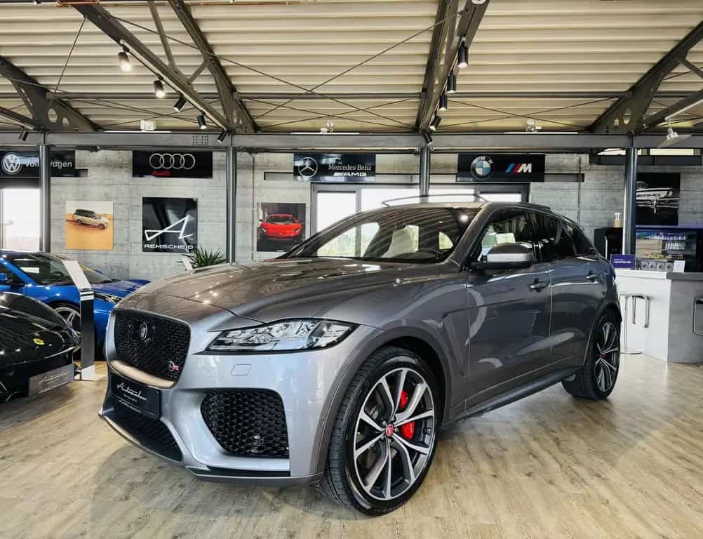 Jaguar F-Pace SVR AWD*PANO*360°KAM*SP.ABGAS*LED*NAVI 06/2020-photo-0